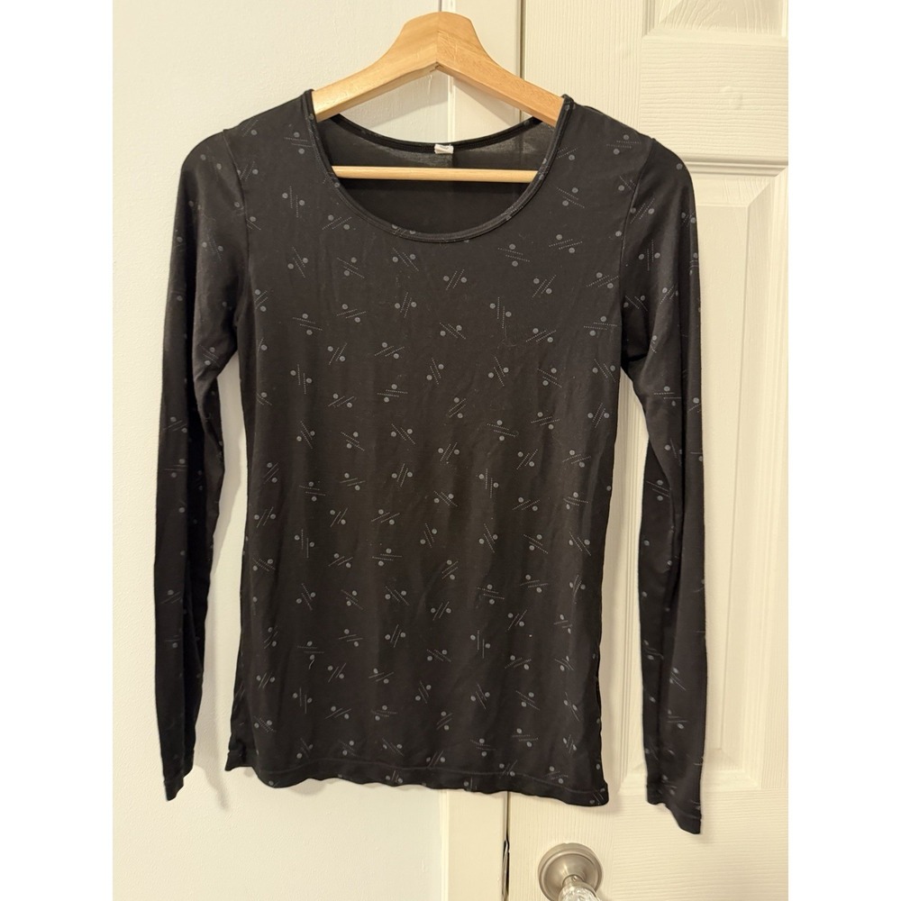 Uniqlo Heattech Sz XS Black Celestial Scoop Neck Long Sleeve Top Base Layer